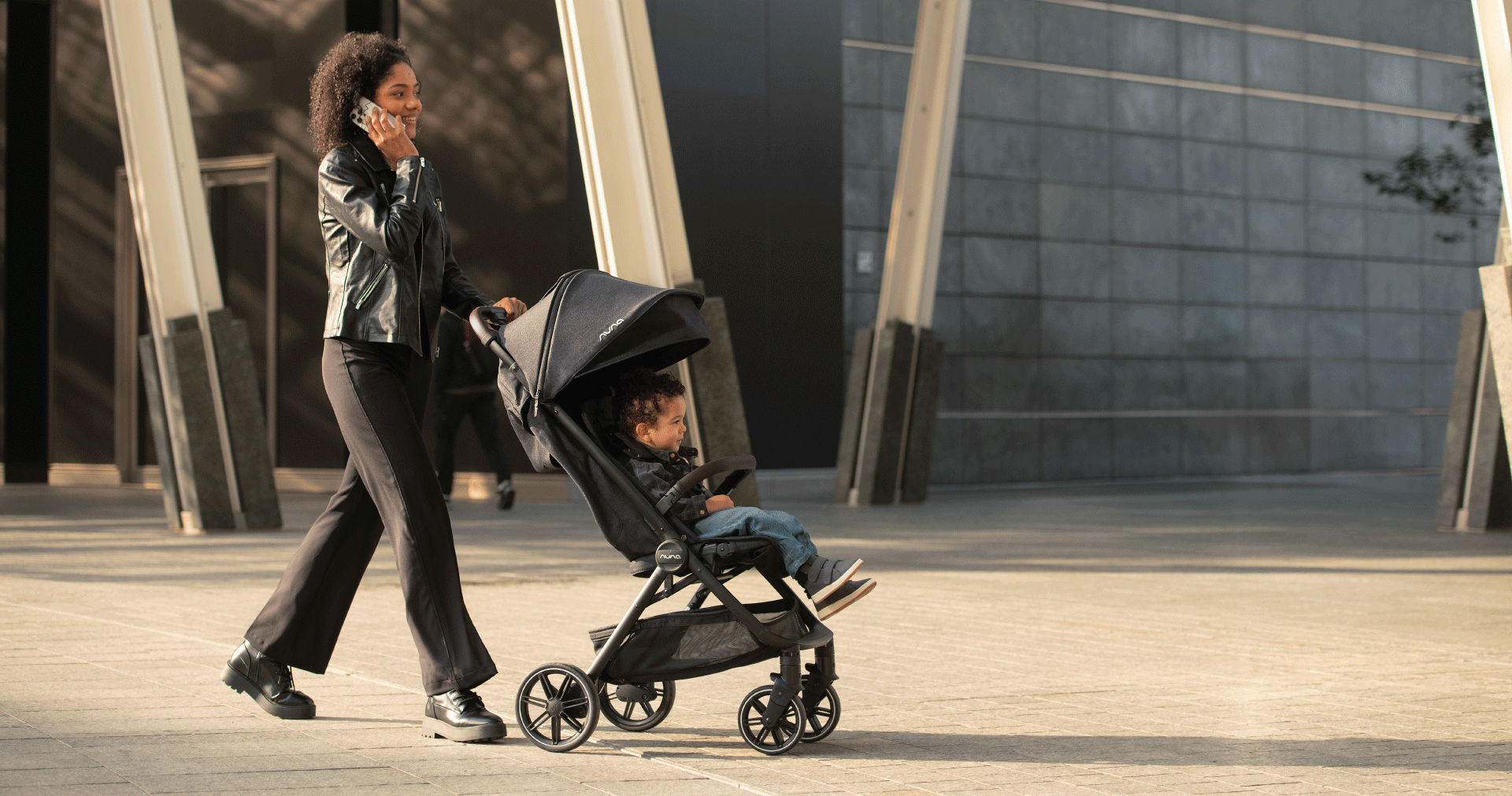 Compact & Lightweight Strollers